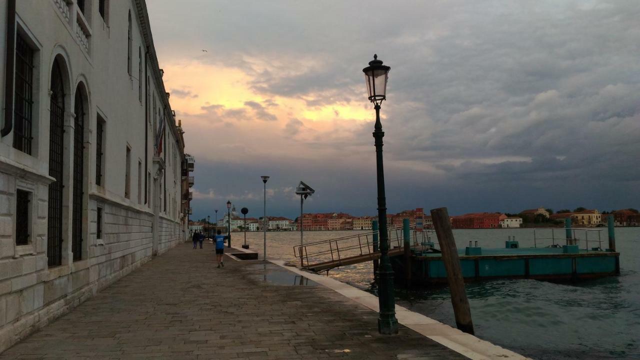 Dorsoduro461 Bed & Breakfast Venice Exterior photo