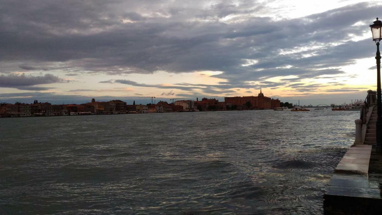 Dorsoduro461 Bed & Breakfast Venice Exterior photo
