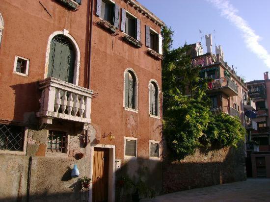 Dorsoduro461 Bed & Breakfast Venice Exterior photo