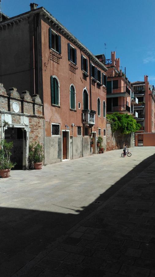 Dorsoduro461 Bed & Breakfast Venice Exterior photo